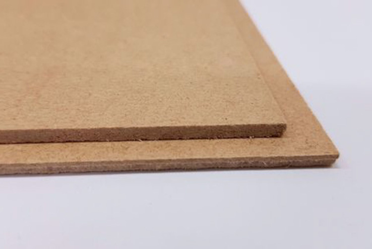 110100006 - Hardboard pallformat 3x745x545